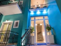 Leonidas House 
