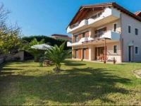 Hill Side Villa 