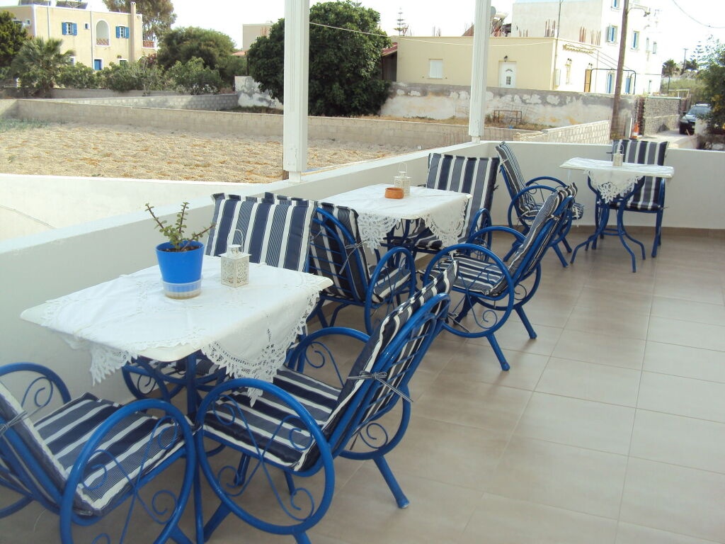 Blue Island Perissa 