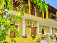 Kapases Studios & Apartments 