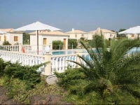 Navarone Beach Apartments 