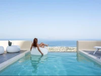 Skyfall Suites 