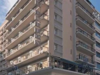 Triton Hotel Piraeus 