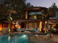 Efharis Beachfront Villa 