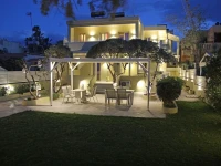 Effi Apartments 