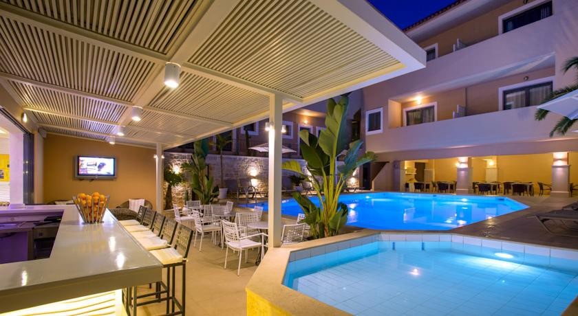 La Stella Hotel Apartments & Suites 