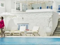 Petinos Beach Hotel 