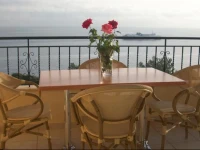 Dioni Studios & Apartments 
