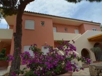 Epavlis Apartments 