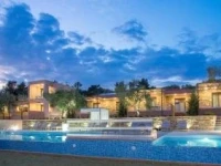Aventura Village 