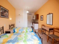 Eleni Apartments Ipsos 
