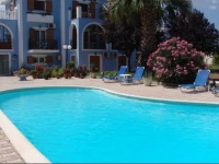 Nikos Studios and Apartments 