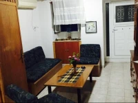 Apartment Maniakos 