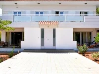 Pine Villa 