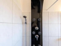 Botzoris Apartments 