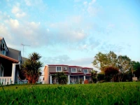 Demis Apartments 