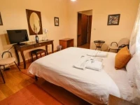 Karyatis Resort 