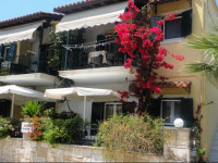 Grivas Apartments