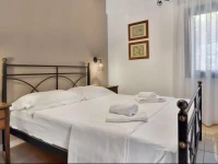 Niriides Luxury Apartments 