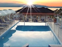 Studios Anny Family Hotel 