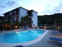 Guesthouse Christos 