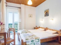 Pefkos Studios and Apartments 