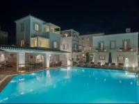 Zoes Club 