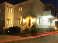Kleopatra Traditional Hotel Apartments 