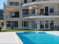 Le Soleil Apartments 