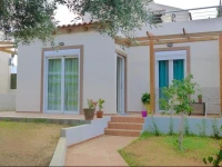 House in Tavronitis 