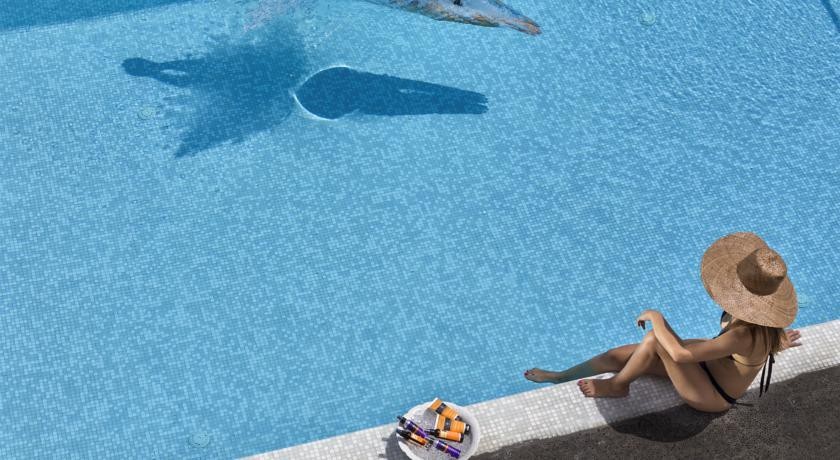 Aressana Spa Hotel & Suites 