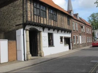 Tudor Rose Hotel 