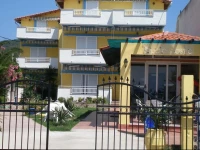 Studio Castro 2 