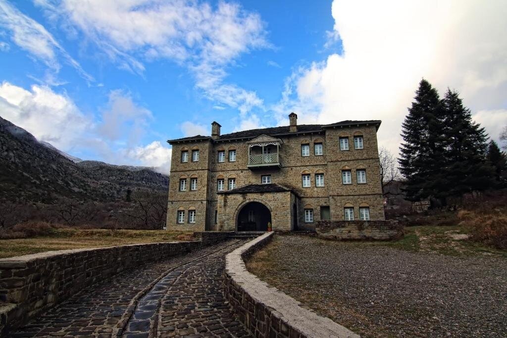 Hotel Petrotechno 