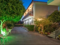 Tota Studios 