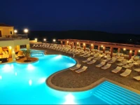 Varos Village Traditional Hotel 