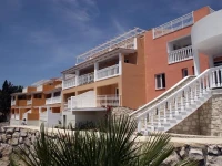 Belvedere Gerakas Luxury Suites 