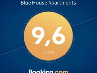 Blue House Apartments 