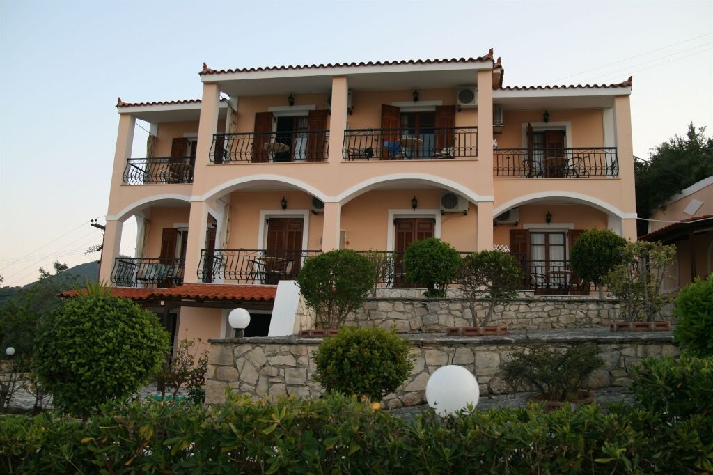 Villa Contessa Deluxe Apartments 