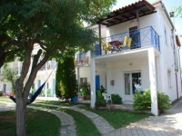 Karakitsios Rooms 