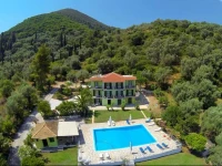Vliho Bay Suites & Apartments 