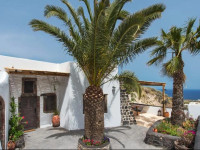 Old Vourvoulos Houses