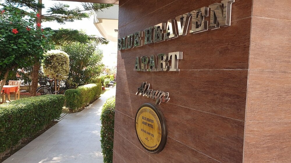 Blue Heaven Apart Hotel 