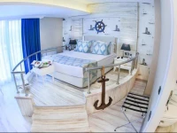 Demonti Hotel 