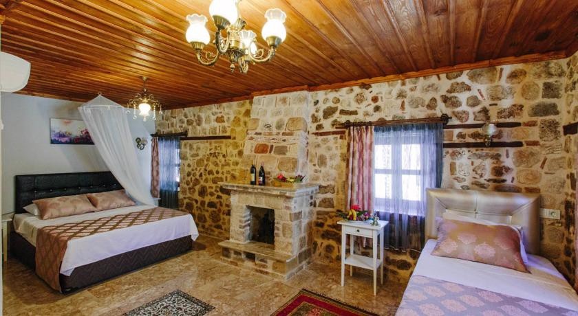 Blue Sea Garden Family Hotel 