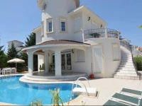 Bella Villa 9 