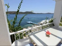Doria Beach House 