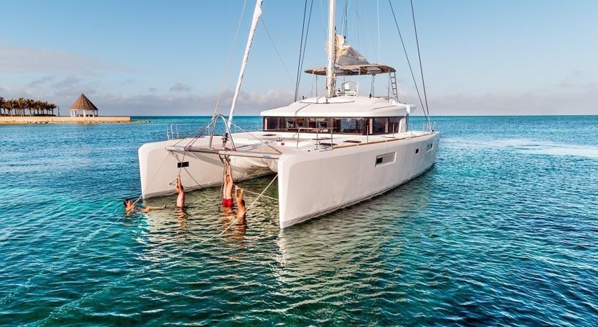 Catamaran Turkey 