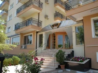Vip Apart Hotel 