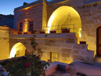 Fairyland Cave Hotel